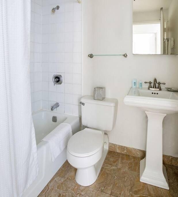 PlanURstay - New York 1BR & 1BTH - Manhattan - image 5