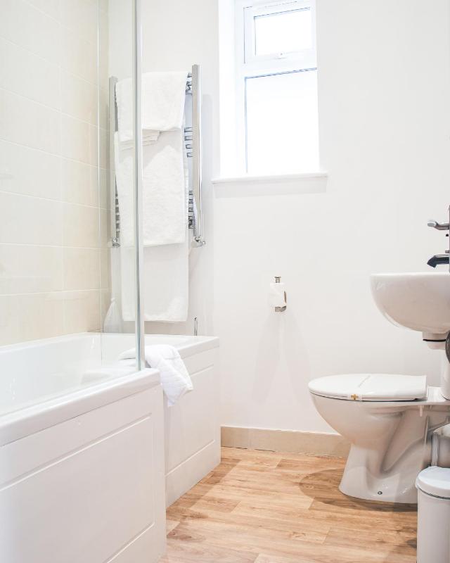 Apartment image 3