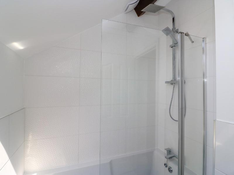 Splash - image 7