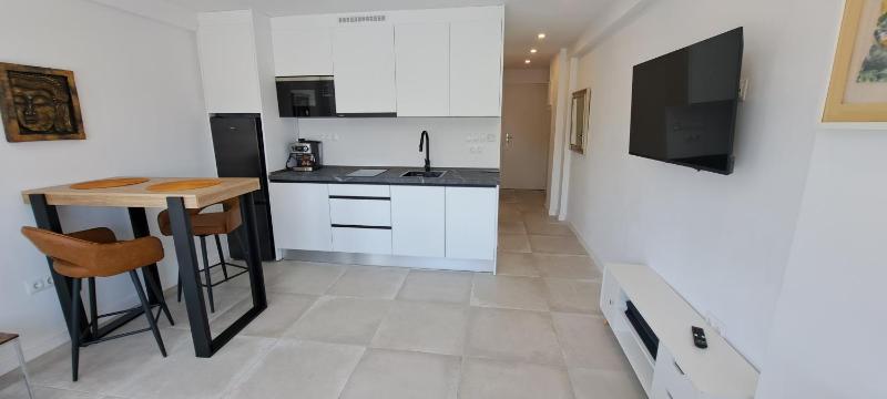Salome Neo Suites - image 19