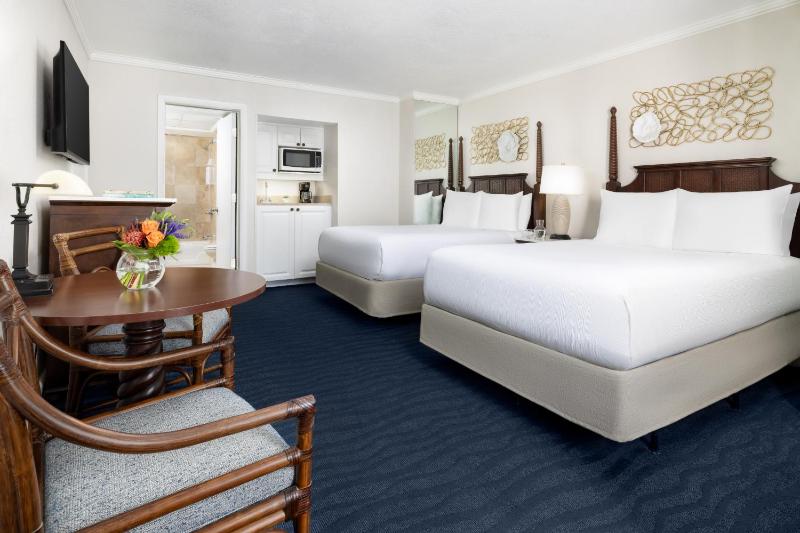 Deluxe Double Room image 2