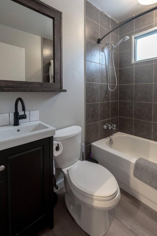 Guest Suite Close To Whtye Ave - image 10