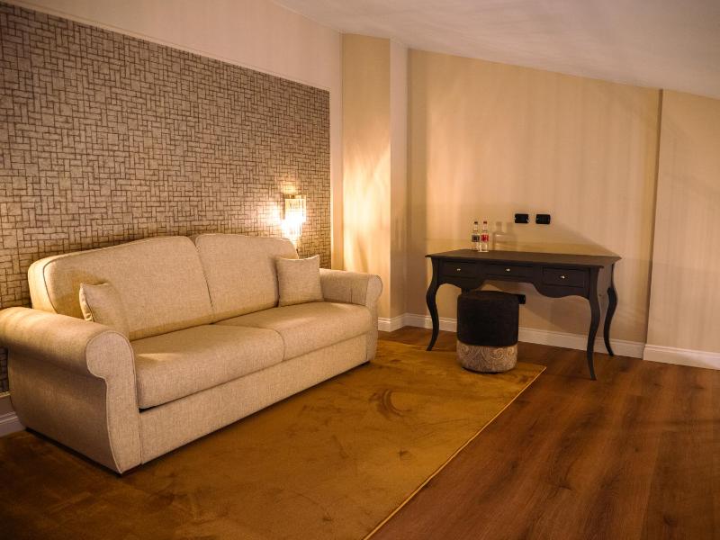 Junior Suite image 3