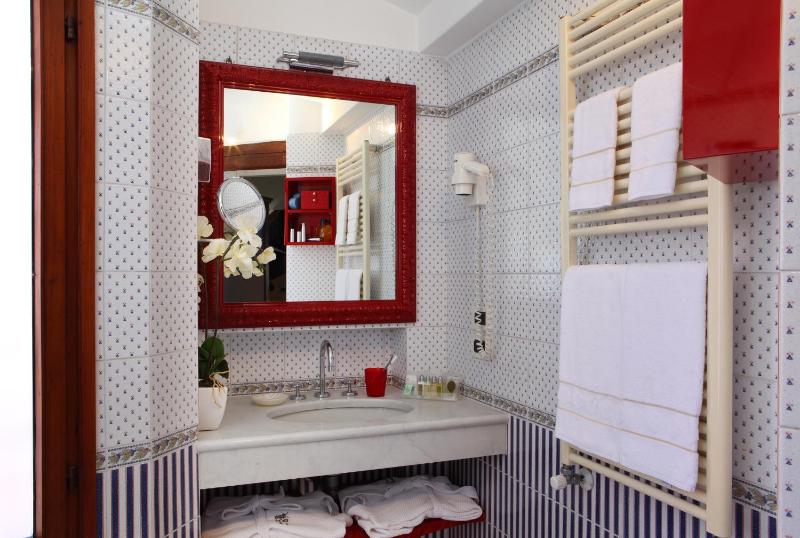 Junior Suite image 3