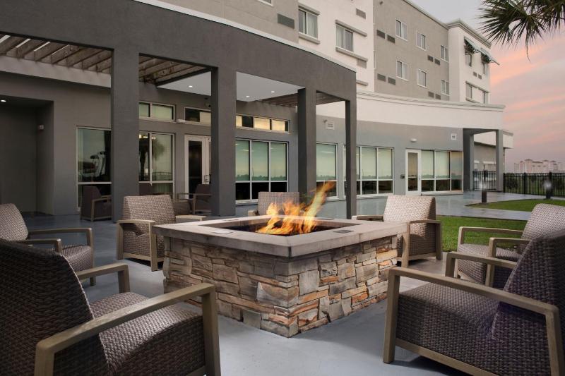 Courtyard by Marriott Galveston Island - image 13