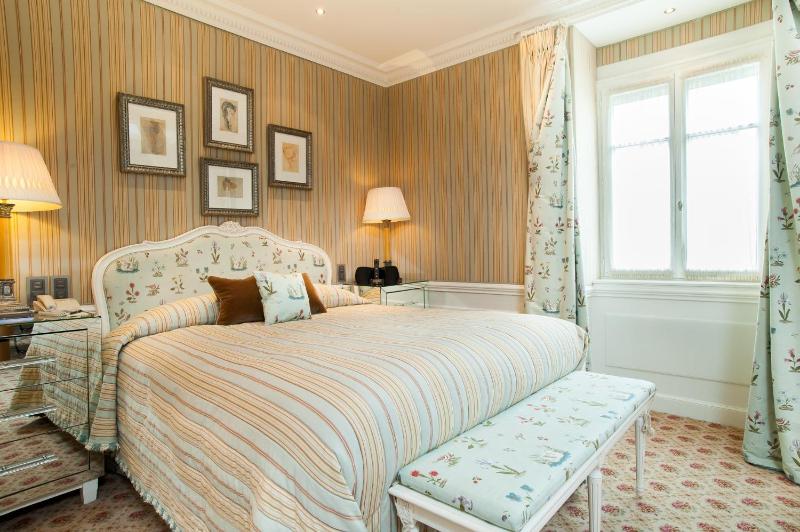 Junior Suite image 2
