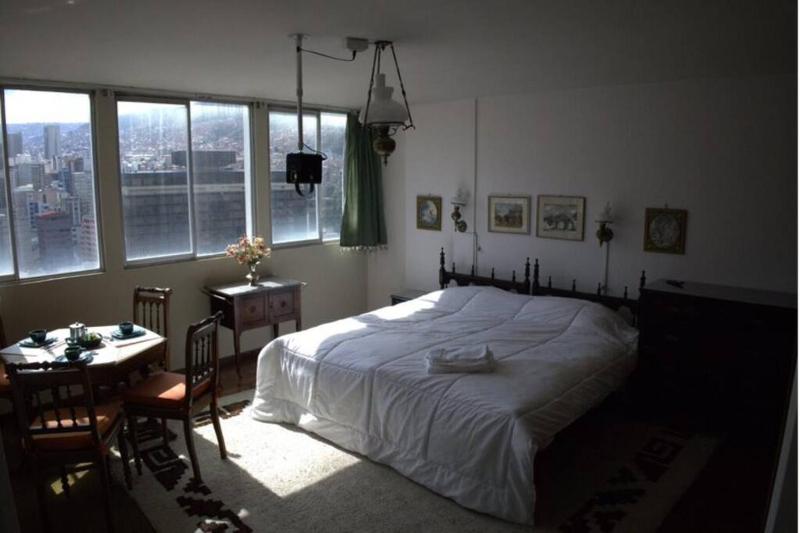 Big and fully equipped Classical Retreat - image 3