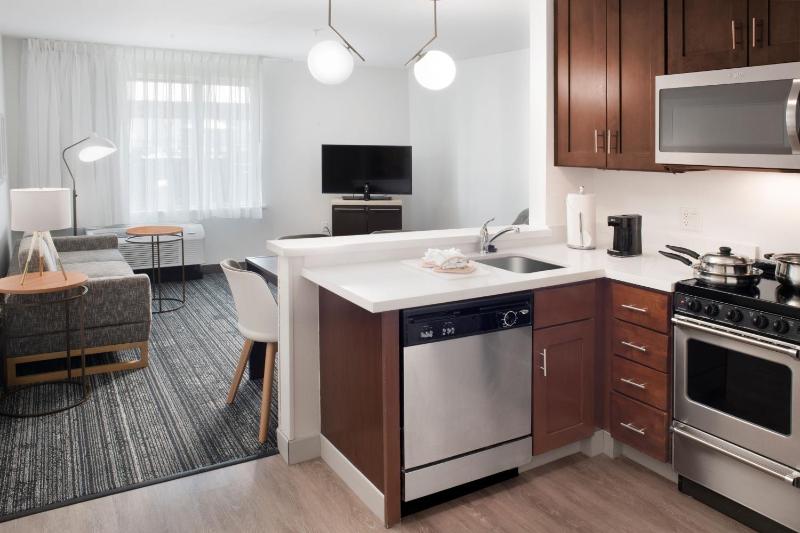TownePlace Suites by Marriott Galveston Island - image 21