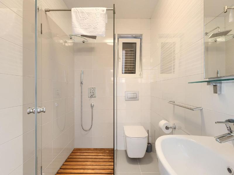 Holiday Home in Rovinjsko with Pool - image 7