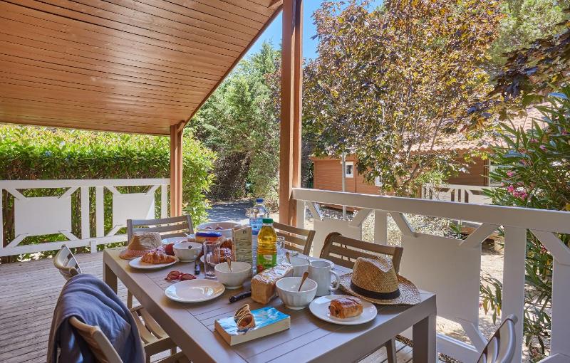Chalet (6 Adults) image 2