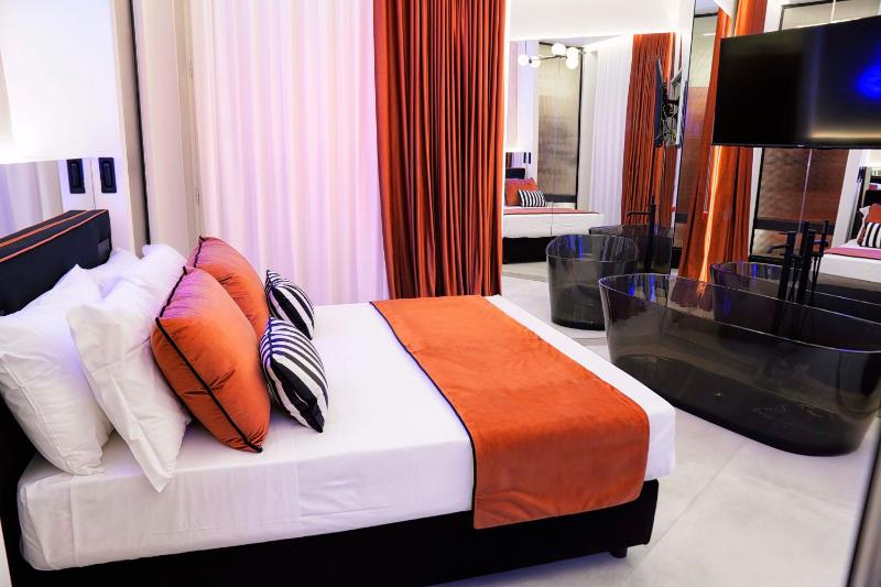 Kind Places - Suite Experience - image 10