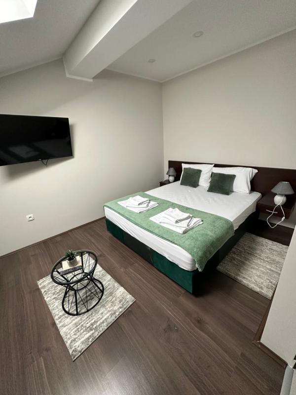Fenix Apartments - image 2