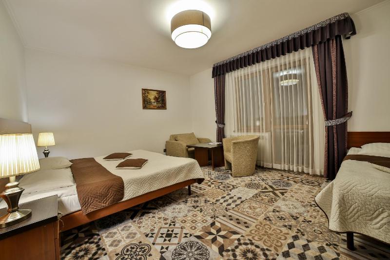 Comfort Triple Room image 3