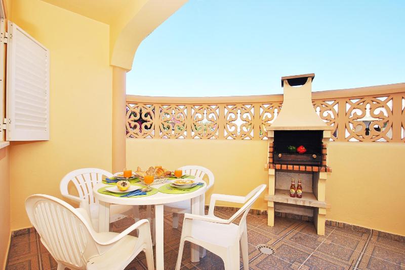Villa Puerto Rico - com piscina aquecível e BBQ na Galé - image 37