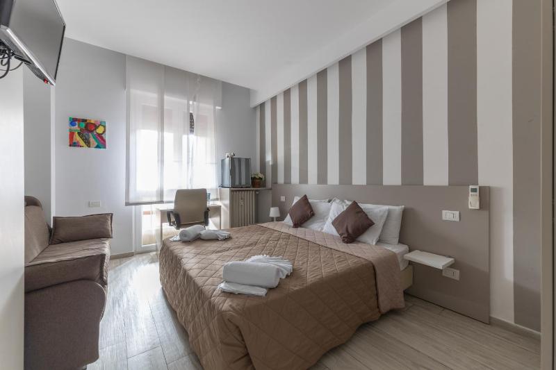 CHEZROMYK the Kosher B&B - image 1