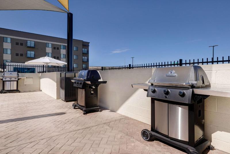 WaterWalk Extended Stay by Wyndham Tucson - image 12