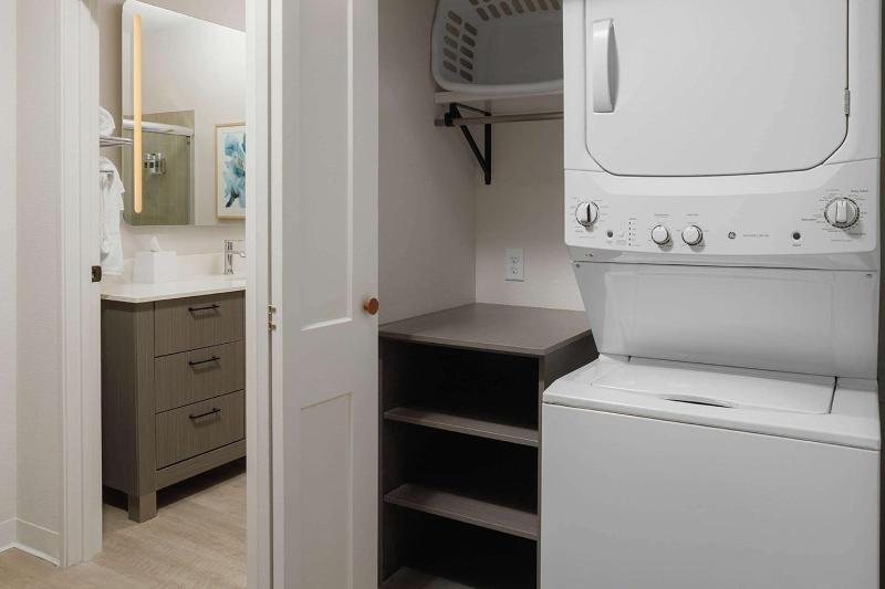 WaterWalk Extended Stay by Wyndham Jacksonville Deerwood Pk - image 45