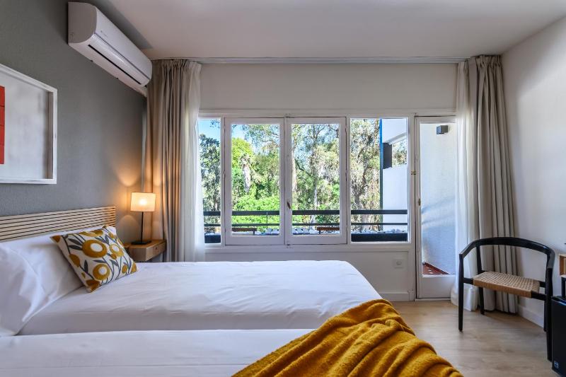 Double single use image 1