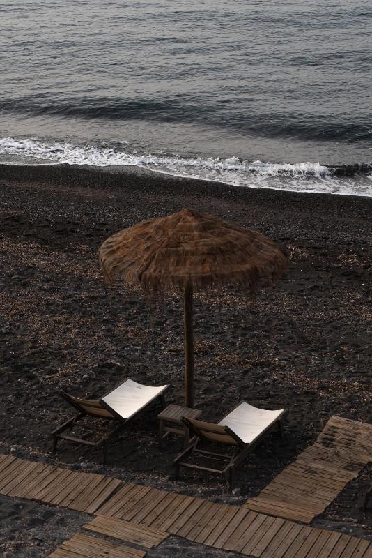 Colombos Beachfront - image 5