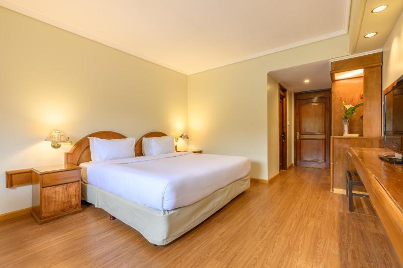 Exe Hotel Cataratas - image 27