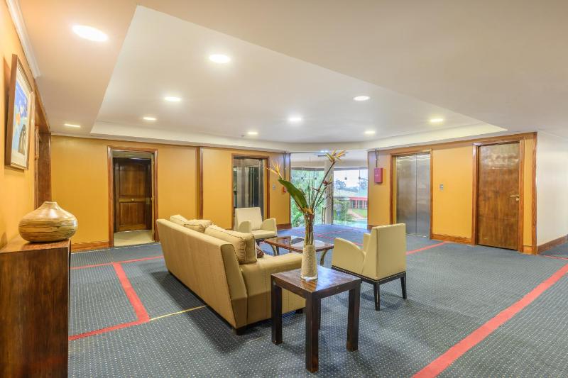 Exe Hotel Cataratas - image 2