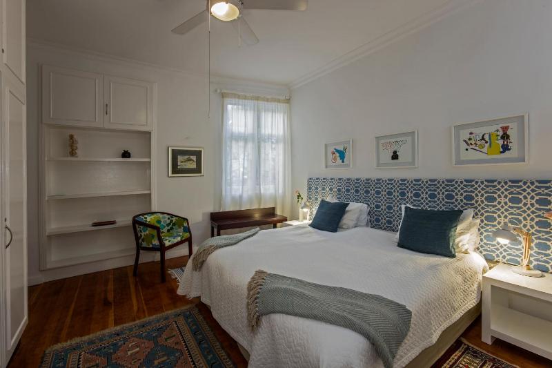 Barry Hall Apartments - image 2