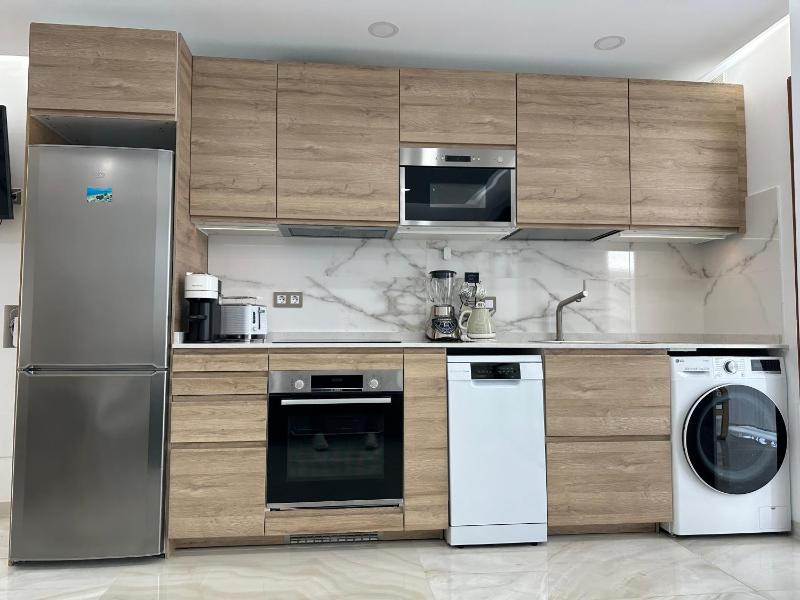 BAMBOO CHIC APARTMENT PLAYA DEL INGLES - image 13