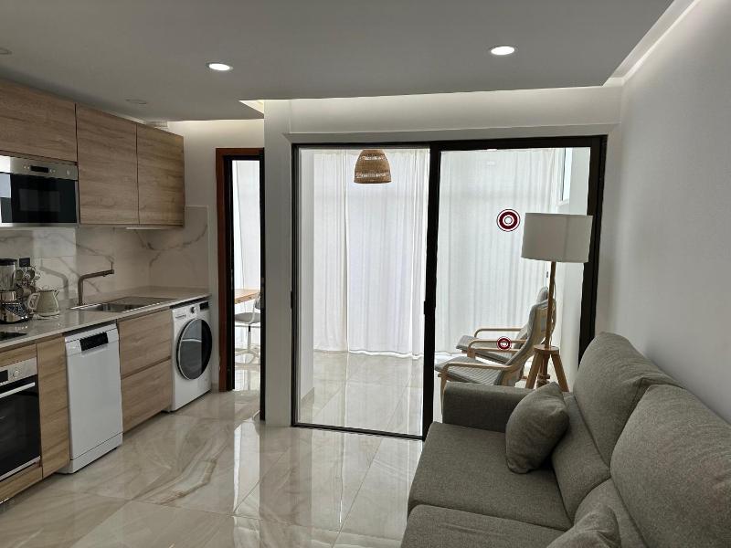 BAMBOO CHIC APARTMENT PLAYA DEL INGLES - image 10