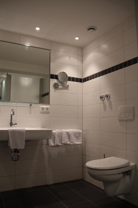 Two-Bedroom Suite image 4