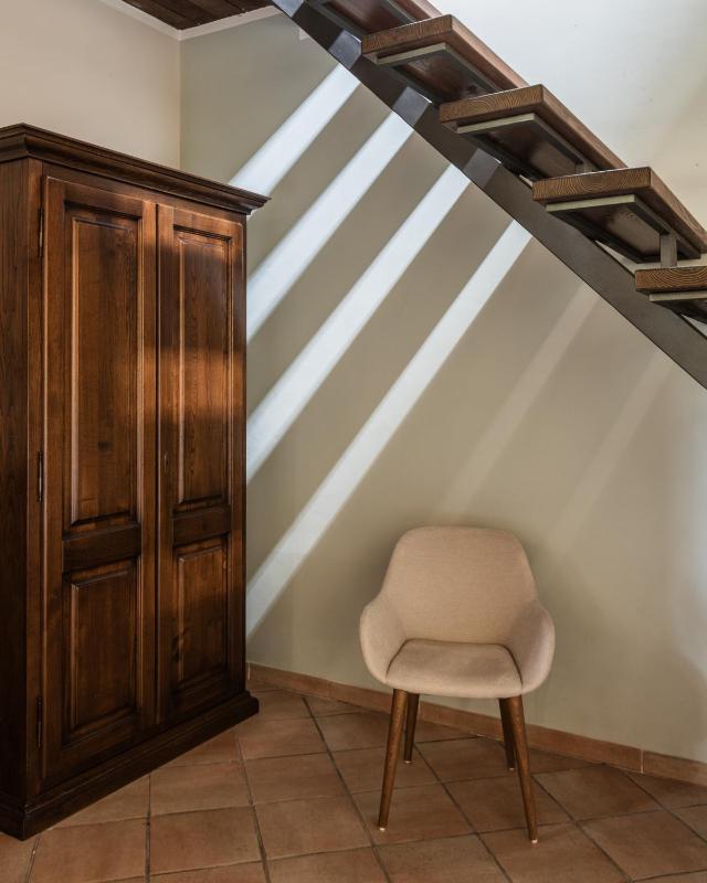 Family Room image 1