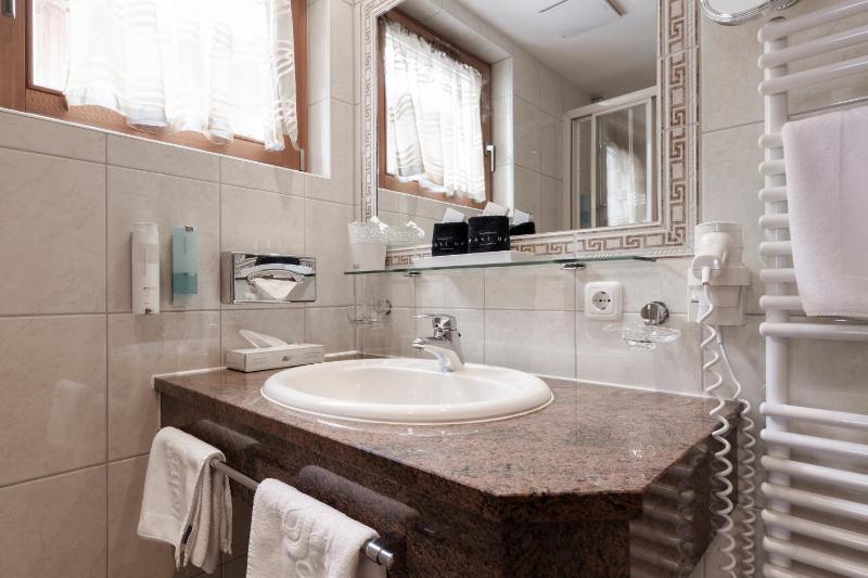 Superior Single Room image 4