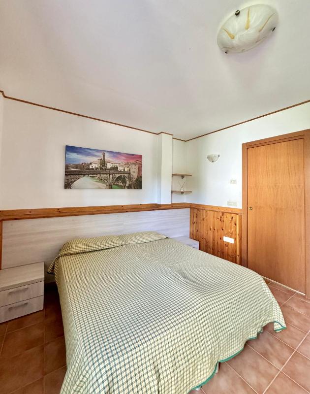 Double Room with Patio image 1