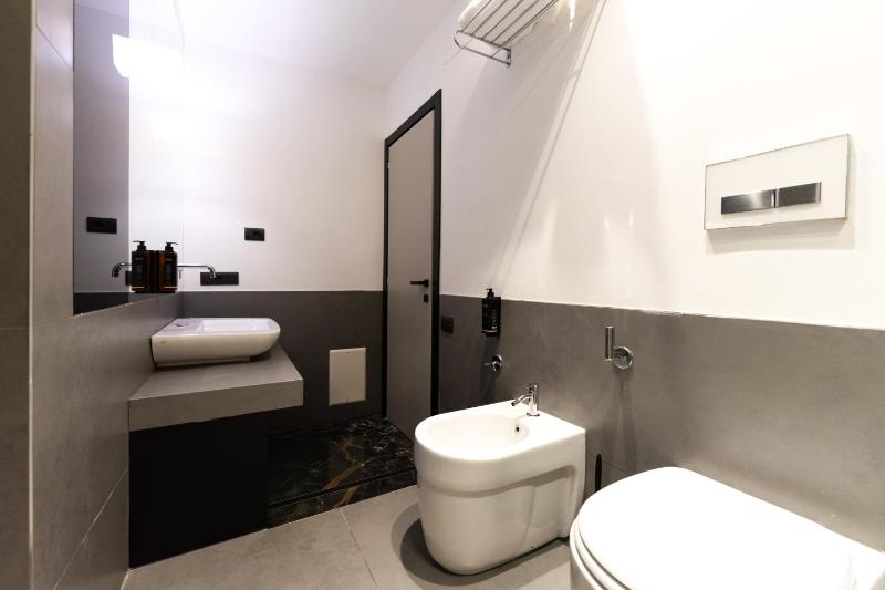 Junior Suite image 2