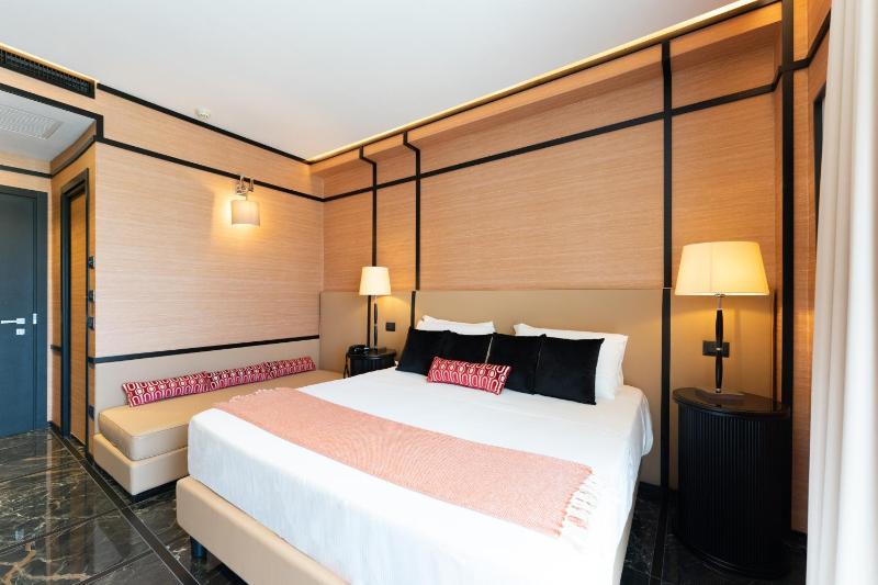 Triple Room image 2