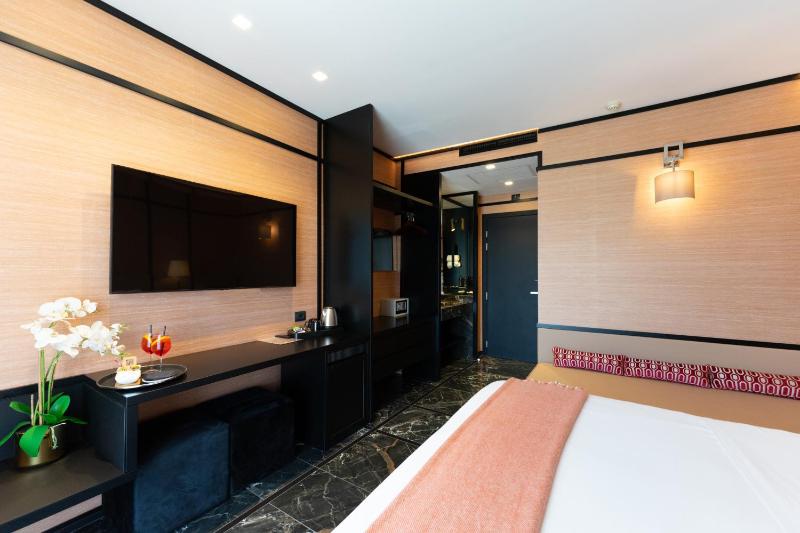 Triple Room image 3
