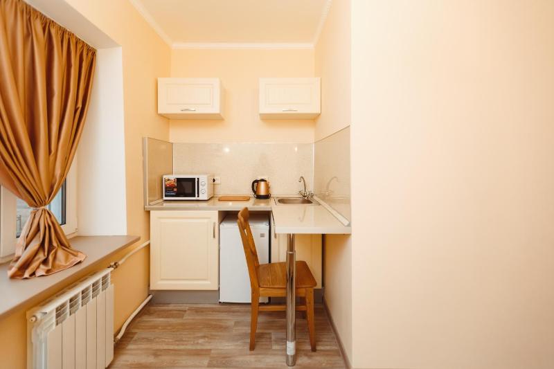Double or Twin Room with Private Bathroom image 1