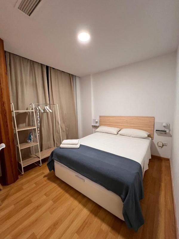 Apartamento Carreteria Centro Málaga - image 17