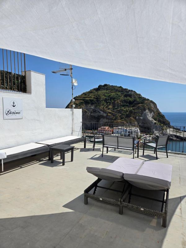 Divina Seaside Suite Ischia - image 7
