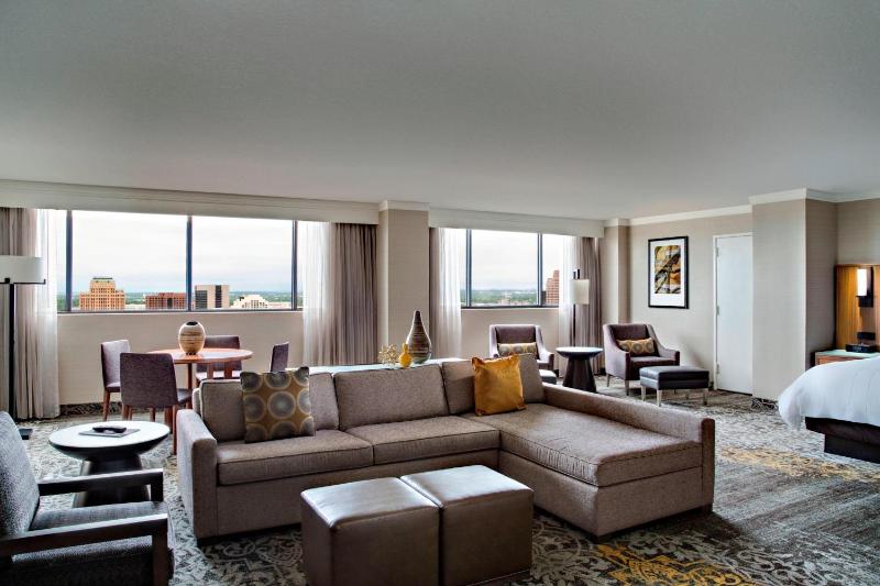 San Antonio Marriott Riverwalk - image 49