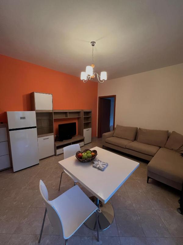 Cozy Apartment with Balcony - image 8