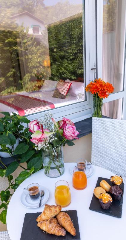 Comfort Double or Twin Room with Balcony image 4
