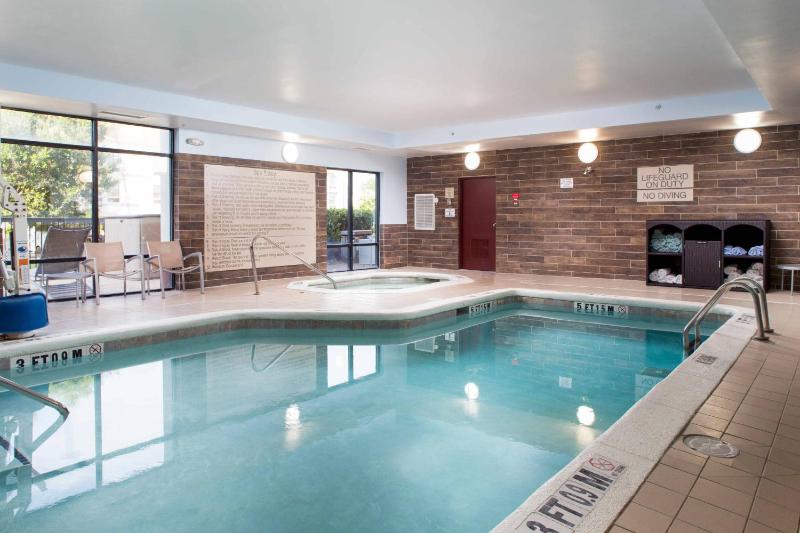 SpringHill Suites by Marriott Savannah Airport - image 7