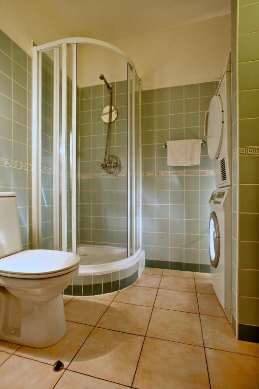 Executive Two-Bedroom Apartment image 3