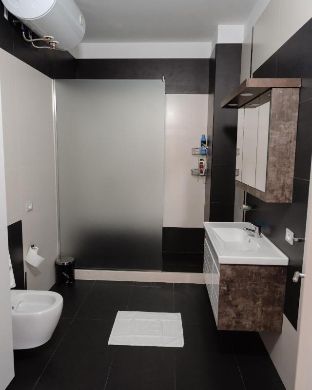 Luxury Apartment in Durres - image 8