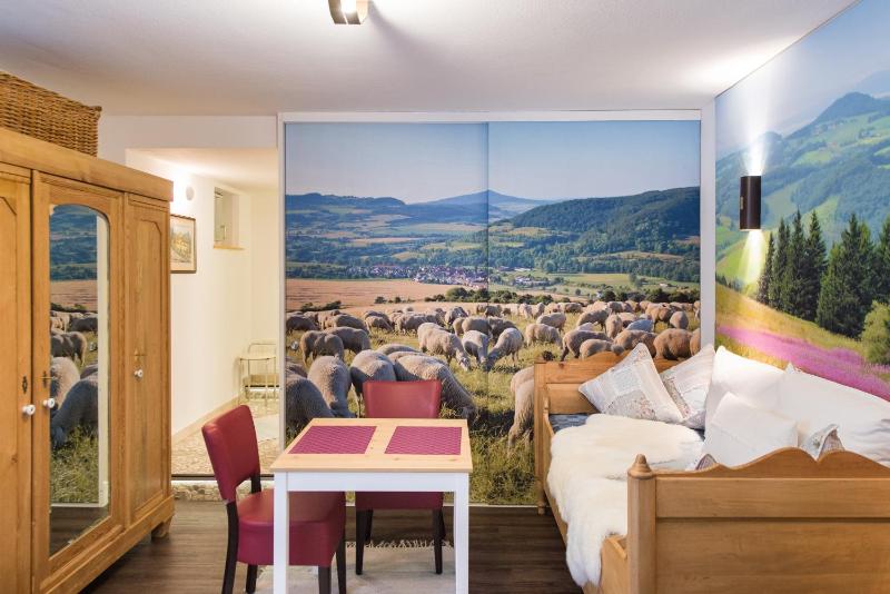 Triple Room image 4