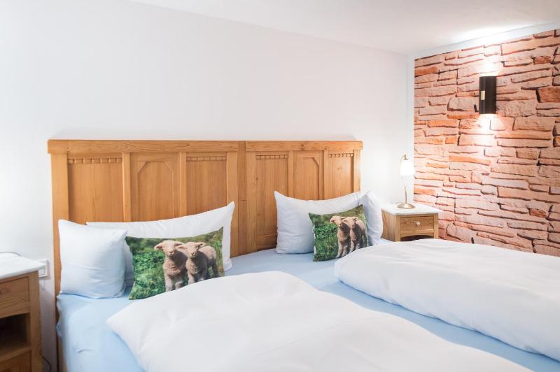 Triple Room image 2
