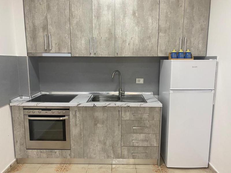 Esi apartment - image 2