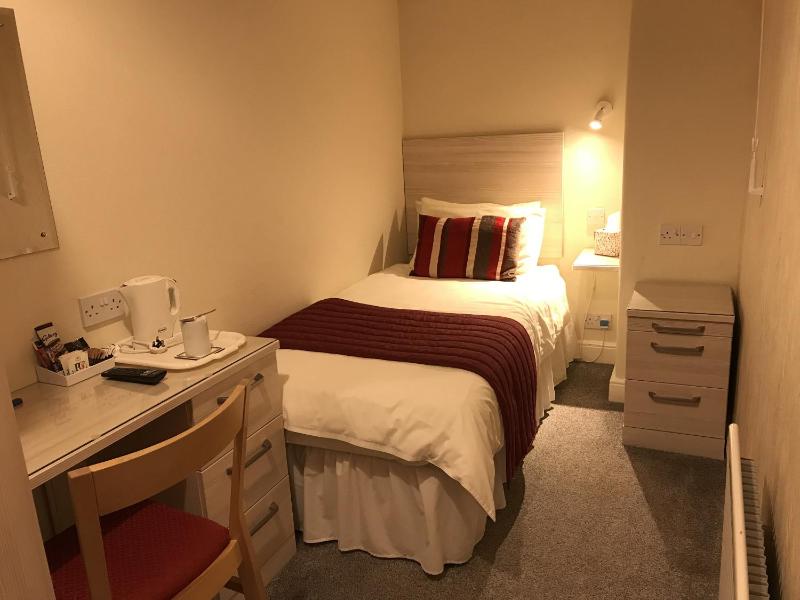 Single Room image 1