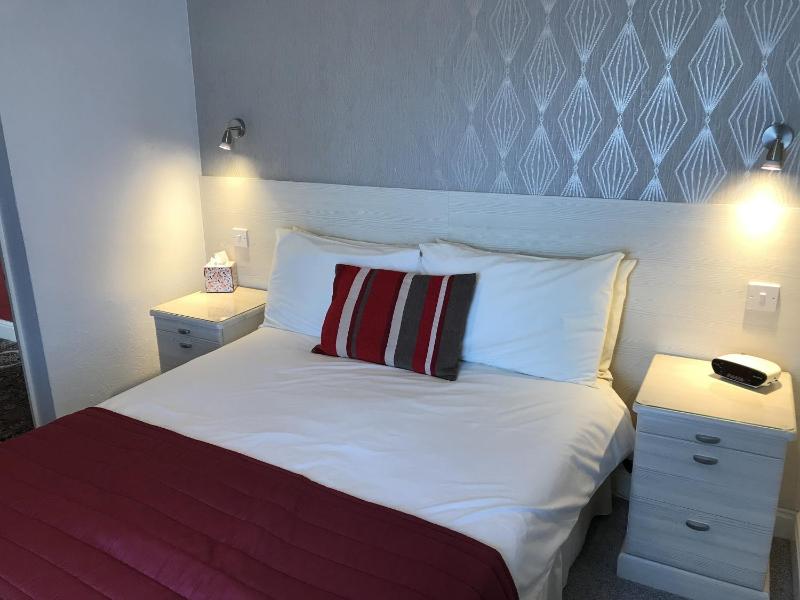 Economy Double Room image 1