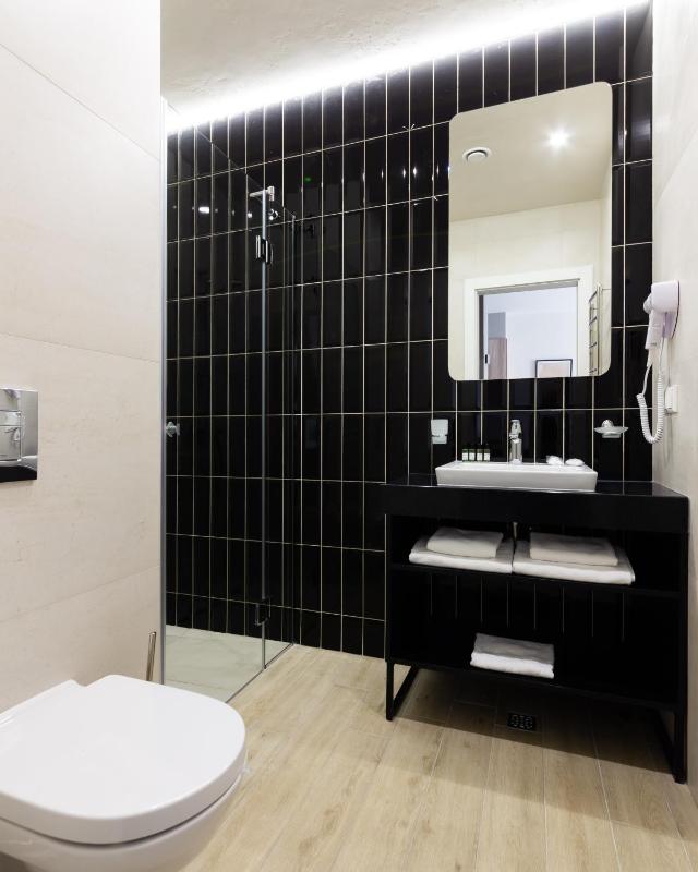 Suite image 2